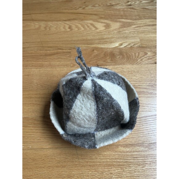 Organic Wool Checkered Sauna Hat Nordic Spa Cozy Handmade Soft - Picture 6 of 6